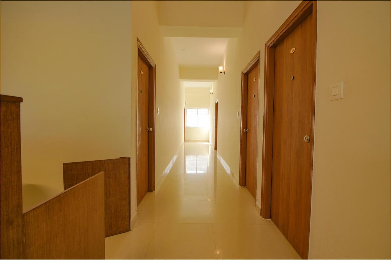 Fabhotel Gr Lake View - Btm Layout Bangalore Exterior foto