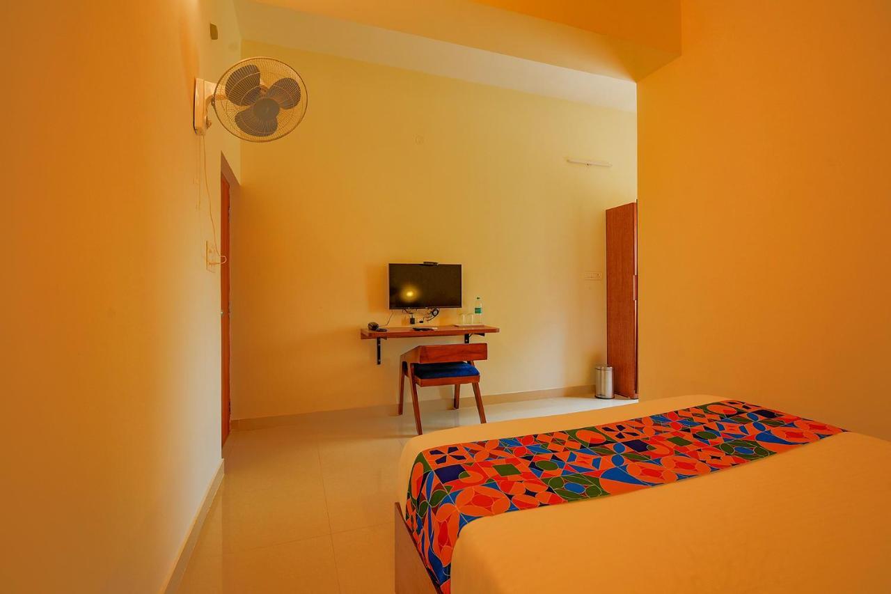 Fabhotel Gr Lake View - Btm Layout Bangalore Exterior foto