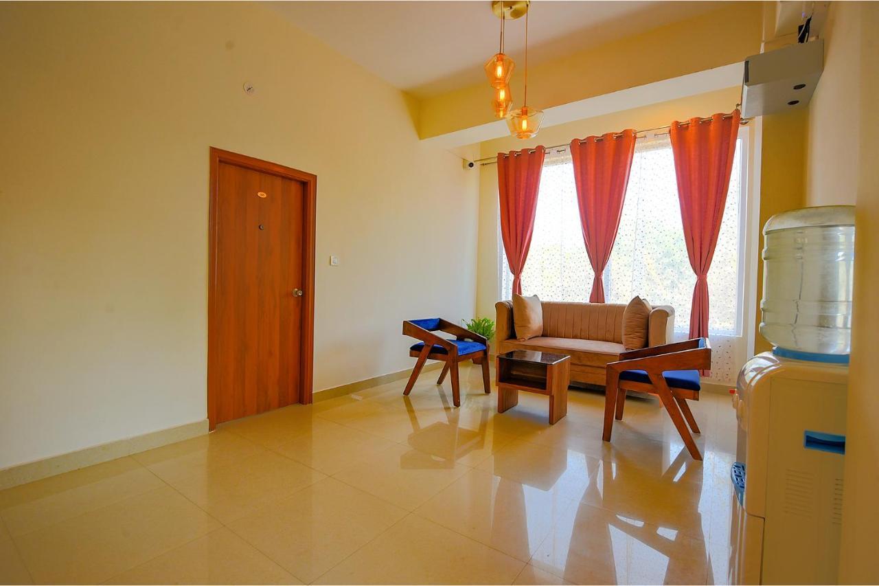 Fabhotel Gr Lake View - Btm Layout Bangalore Exterior foto